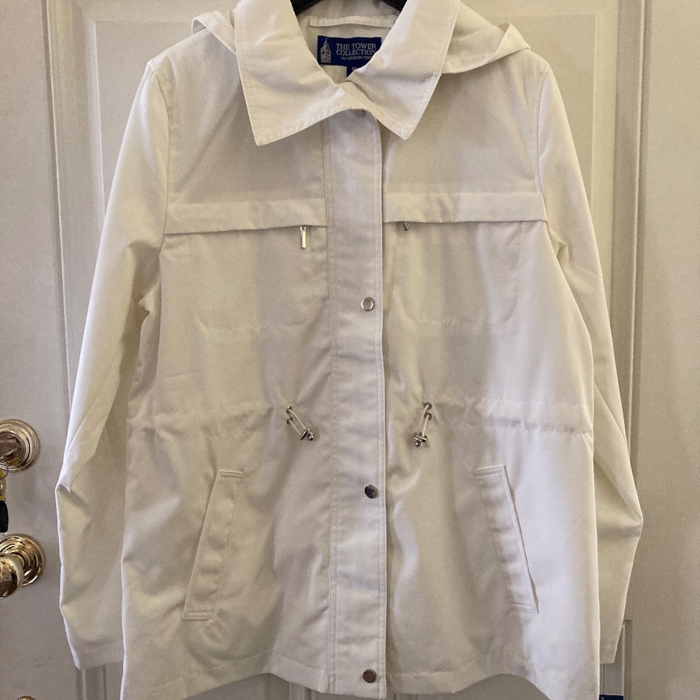 Tower Collection by London Fog Fully Lined Zip Anorak/White/M/NWT/NEVER WORN!